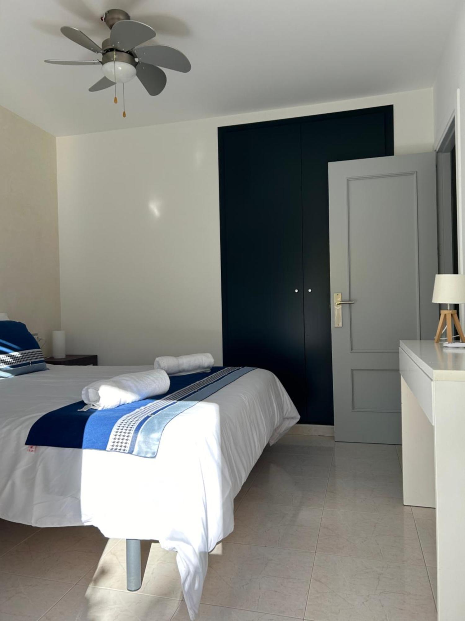 Appartement Duplex Rosas Avec Terrasse Magnifique Jacuzzi Vue Mer Extérieur photo